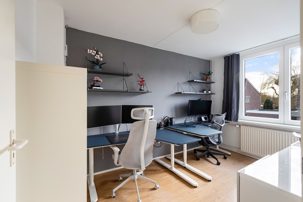 Foto - Te koop: Fijne gezinswoning met carport!